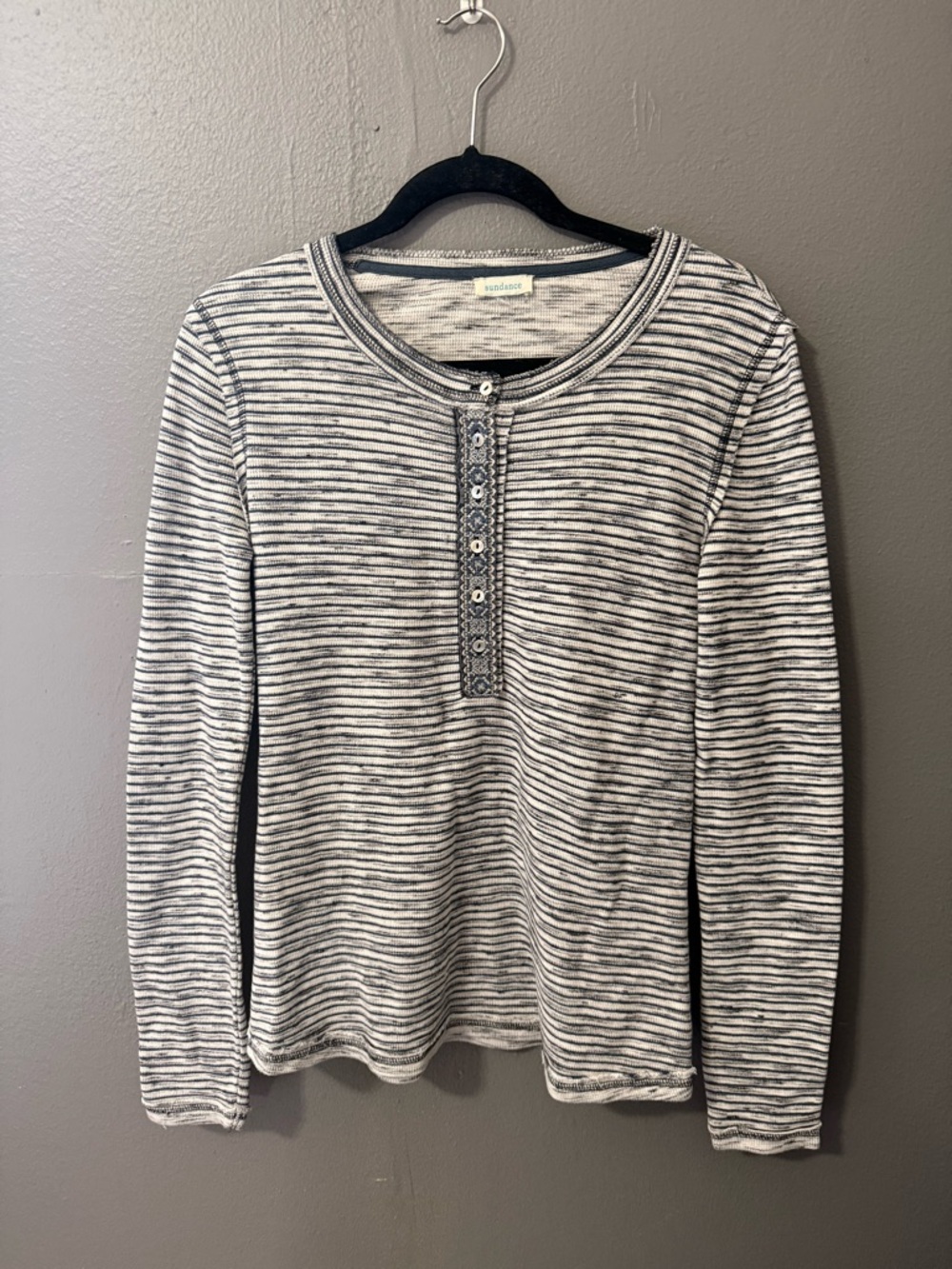 Sundance Blue White Longsleeve Henley Top Small